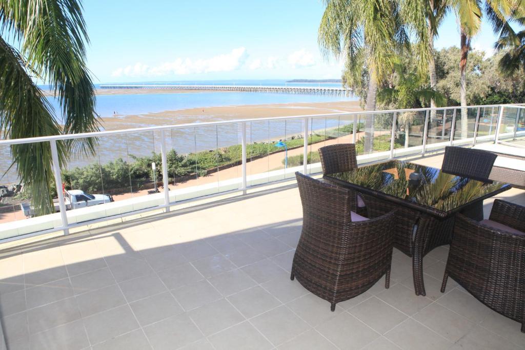 Pier Resort Urangan Εξωτερικό φωτογραφία
