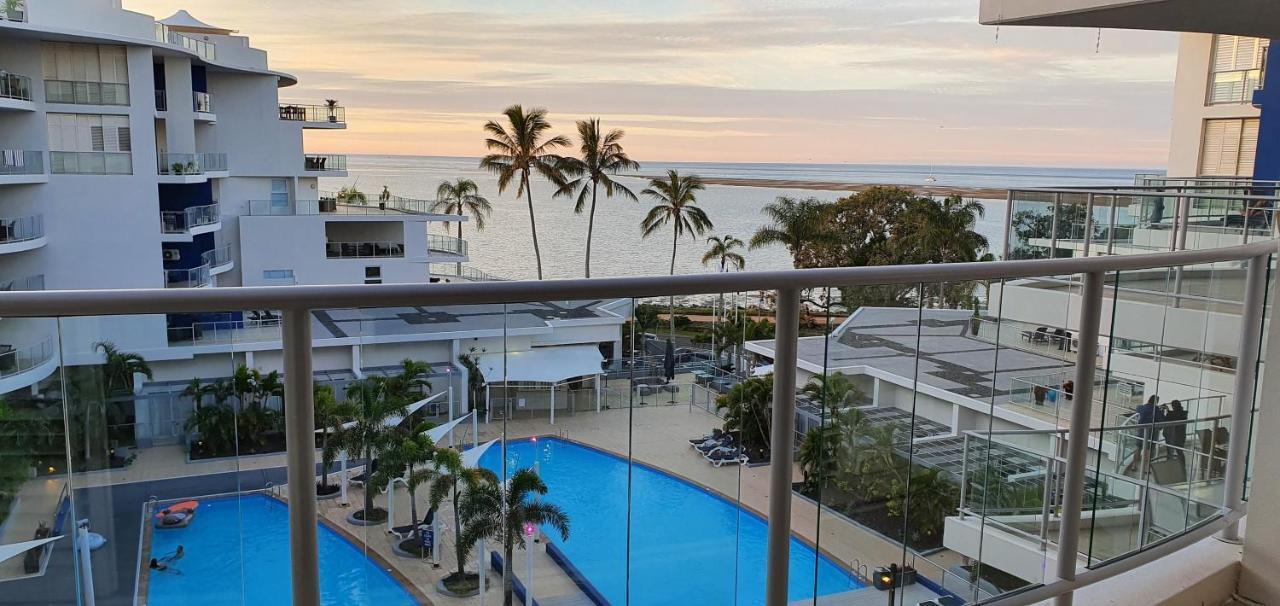 Pier Resort Urangan Εξωτερικό φωτογραφία