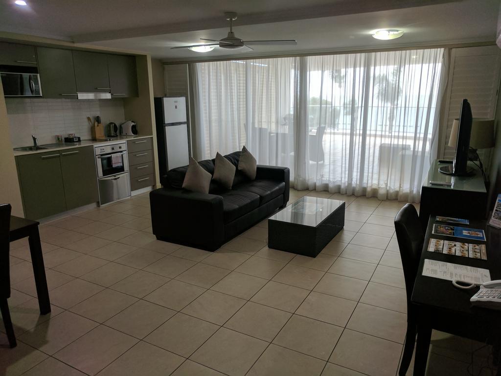 Pier Resort Urangan Εξωτερικό φωτογραφία